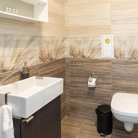 Апартамент Sunny Flat With Pool *