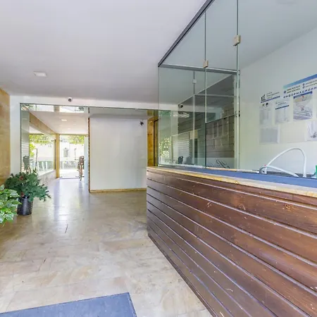 Sunny Flat With Pool Апартамент